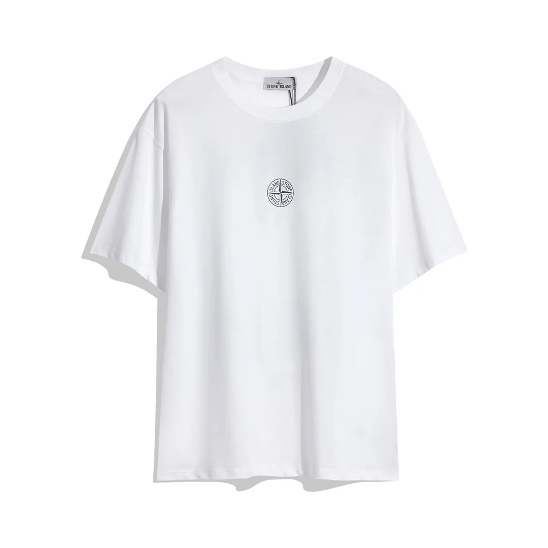 W611#P110💰 [Stone lsland/Stone Island summer new eclipse halo short-sleeved T-shirt] ⚠️[Original creation, high control of details] Made of 260 grams of combed cotton, 32-count double yarn - Simple basic versatile style, original quality, the first choice for couples. - Made in a large factory, four needles and five threads on the shoulder, neatly routed, high quality workmanship. - Same style for men and women, very versatile, one piece for each hand, the details are clearly visible. Color: Black White Size: M L